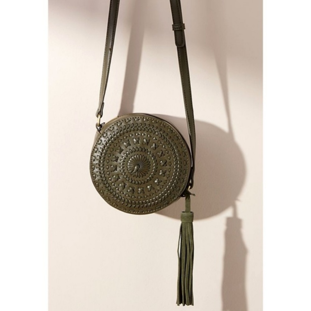 HTF NWT ANTHROPOLOGIE Woven Circle Bag - Picture 2 of 8